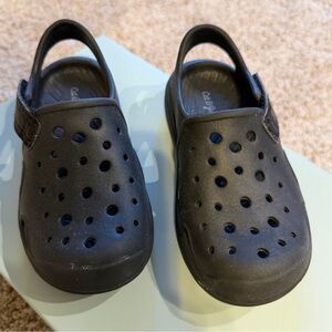 Cat & Jack Black Kids Clogs